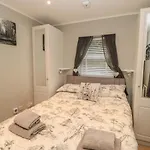 Honeysuckle Holiday home